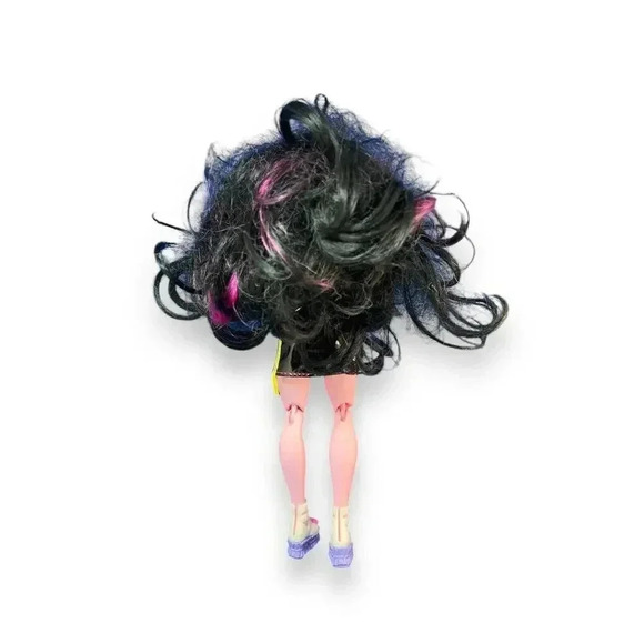 Monster High Skulltime Secrets Neon Frights Draculaura Doll w/ Accessories - Picture 5 of 6